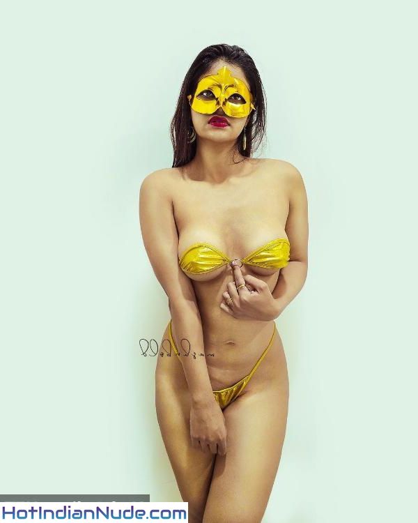 Pakistani nude woman