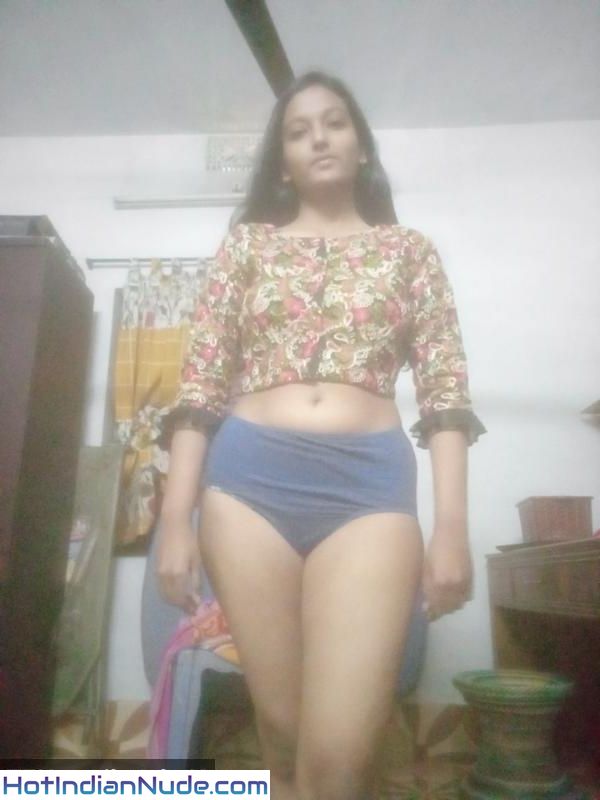 Nude hidden cam pics