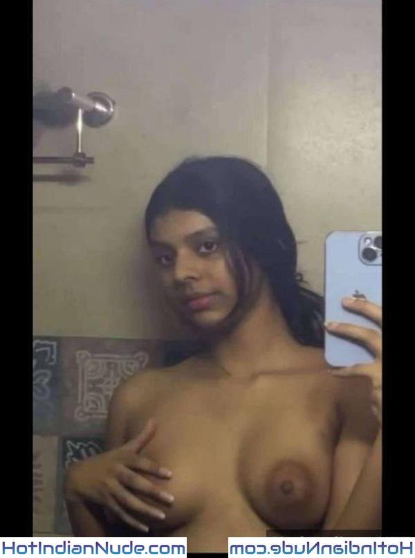 Beti Natasha Nangi Nude Hot Sexy Pic