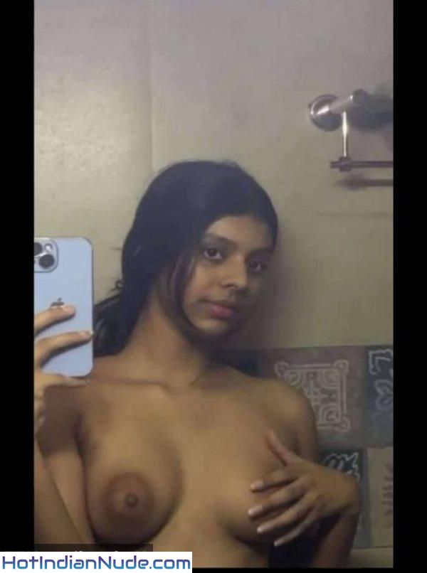 Beti Natasha Nangi Nude Hot Sexy Pic