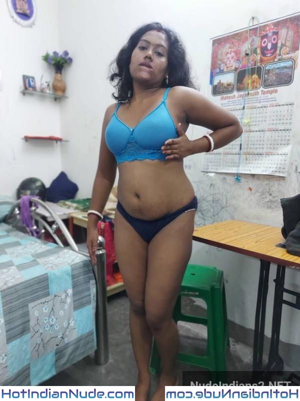 Bumbai Tamil Mami Naked Chubbies