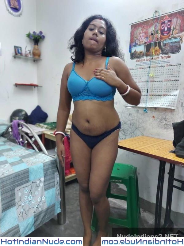 Bumbai Tamil Mami Couple Sex Photo