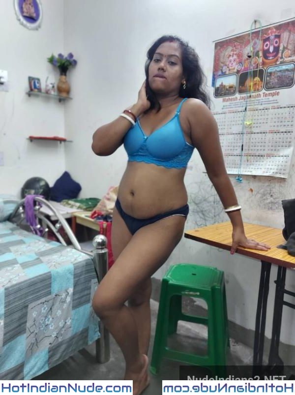 Bumbai Tamil Mami Sania Saeed Husband