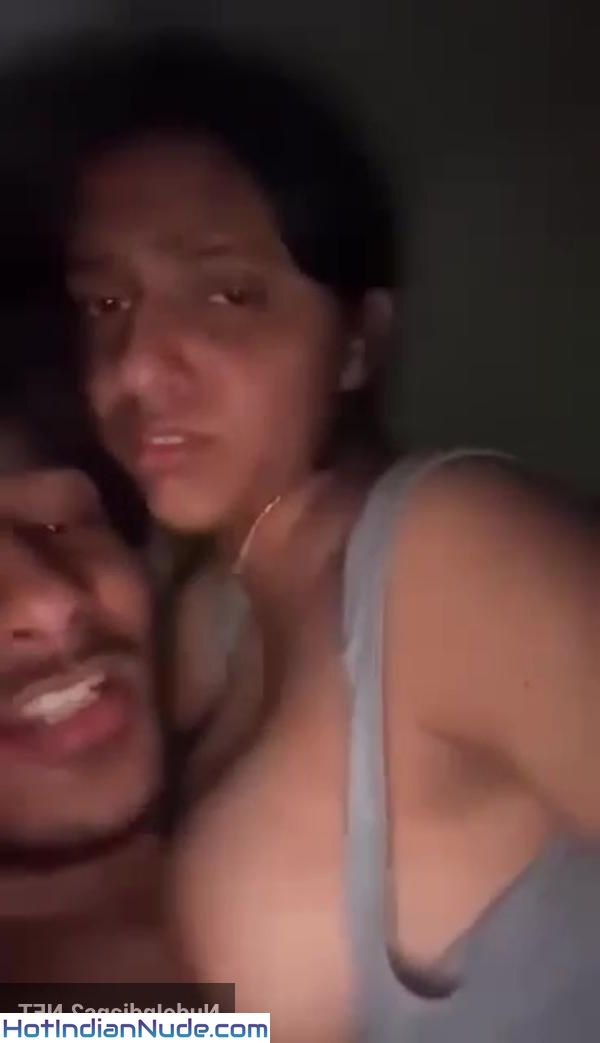 Busti Gujarati Ladki Cougar Porn Photos