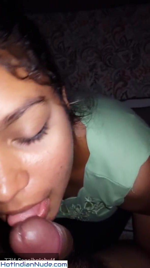 Chachi Behen Priya Naked Selfie Photos