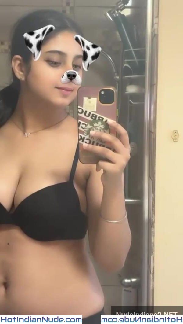 Chandigarh Punjabi wife nangi photos revealing hot body to BF