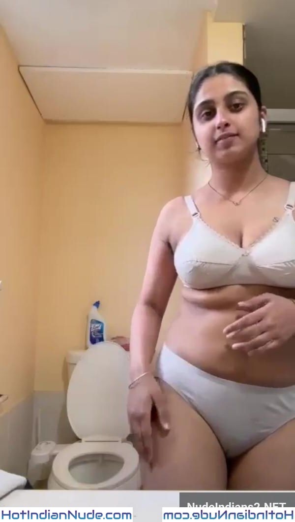 Chandigarh Punjabi wife nangi photos revealing hot body to BF