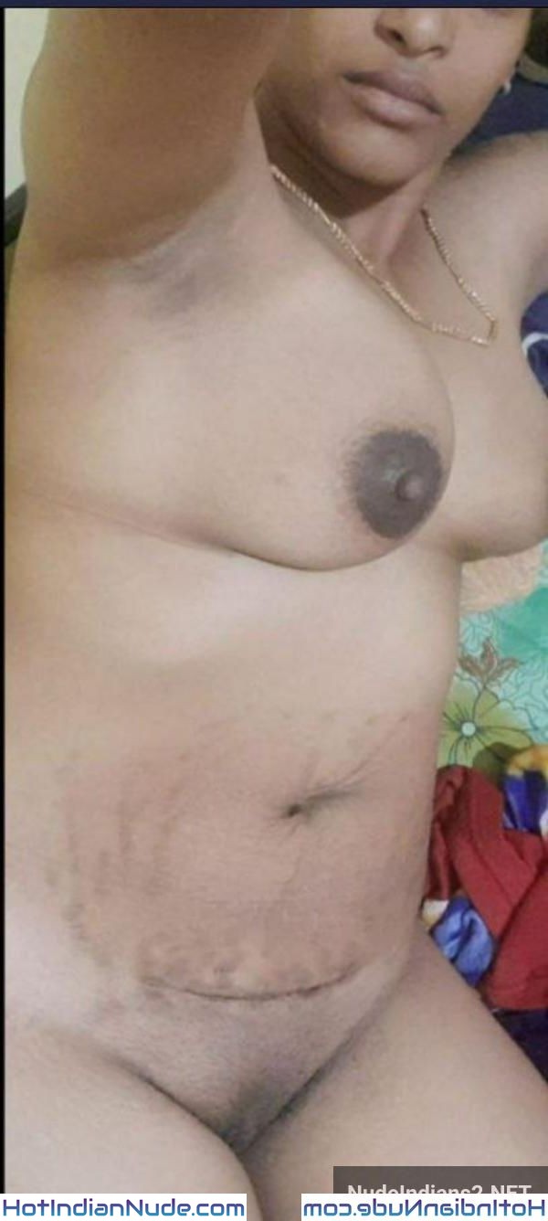 Chennai Tamil Bhabhi Krithi Shetty ki nangi photo - Nangi chut chudi aur pyaar kar rahi hai apne lund wala se ghar par