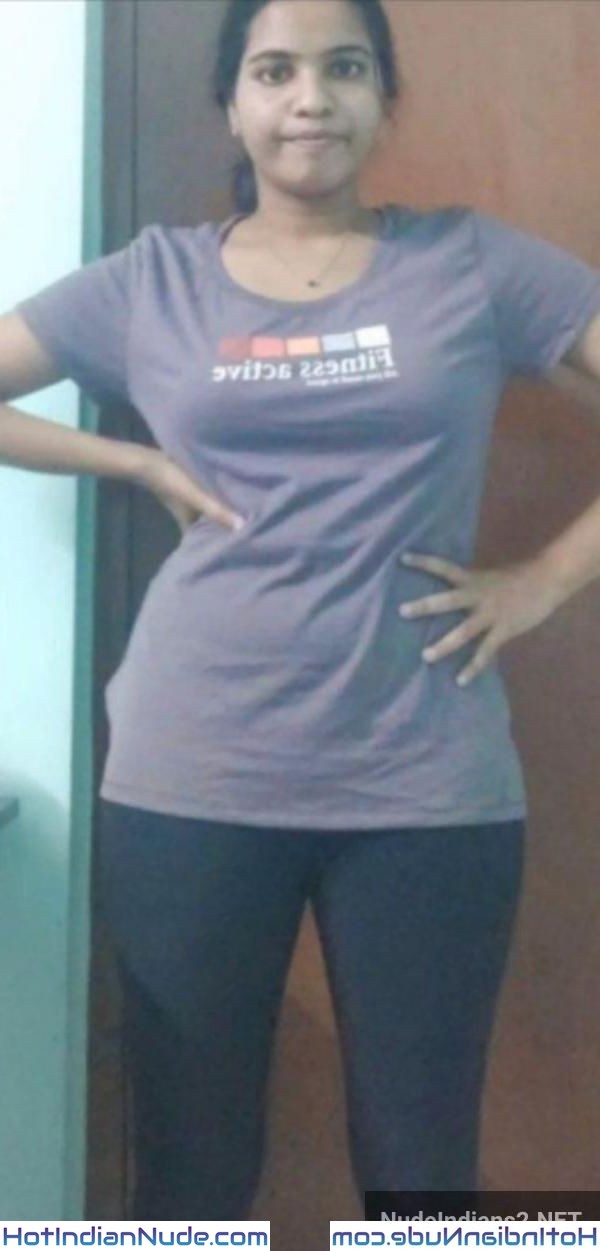 Chennai Tamil Bhabhi Krithi Shetty ki nangi photo - Nangi chut chudi aur pyaar kar rahi hai apne lund wala se ghar par