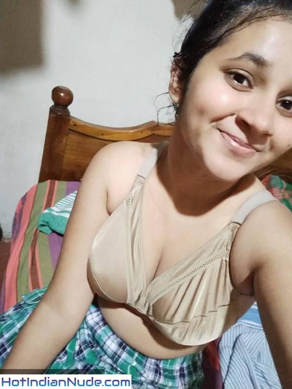Cousin Priya Nangi Nude Indians Photo