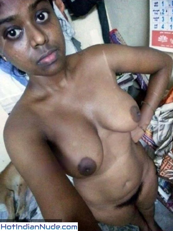 Dark Mallu GF Ki Nude Desi Girl Pics - Hot Bra Selfies