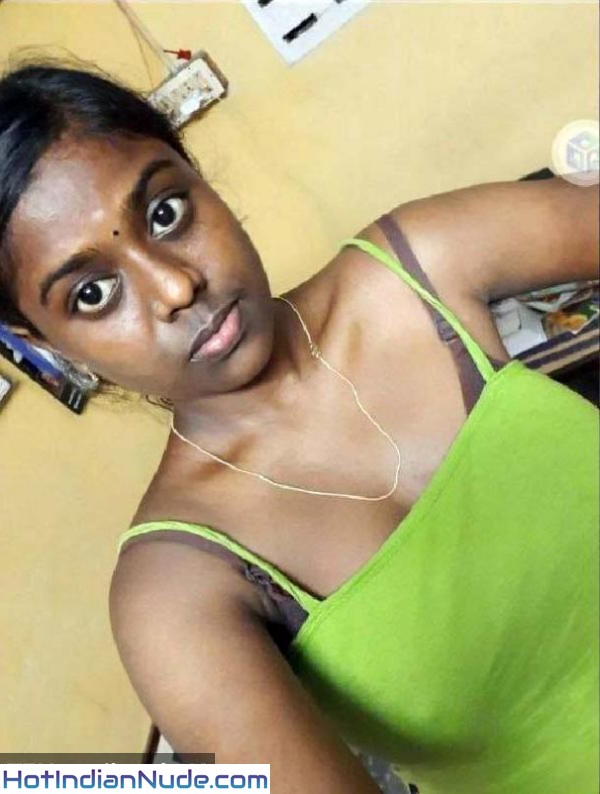 Dark Mallu GF Ki Nude Desi Girl Pics - Hot Bra Selfies