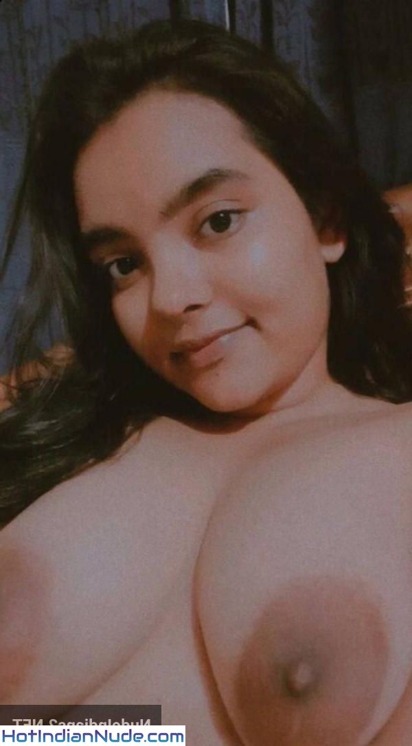 Delhi Ki Nangi Desi Big Boobs Nude Pic
