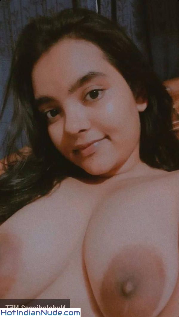 Delhi Ki Nangi Horny Moms Snapchats