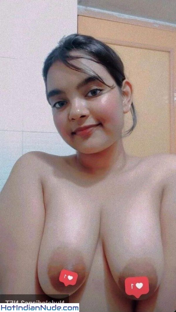 Delhi Ki Nangi Nri Blowjob