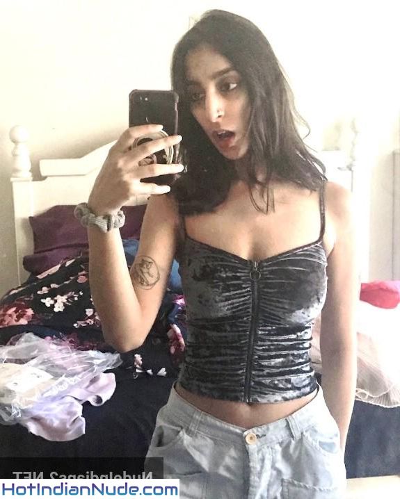 Desi Nangi Selfie Indian Nude Photoshoot