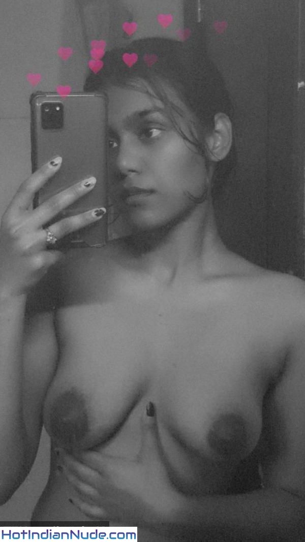 Desi Slim Girl Couples Nude Photoshoot