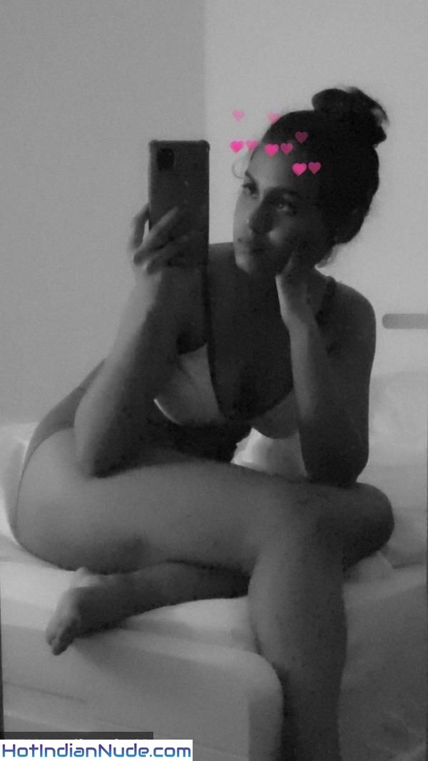 Desi Slim Girl Girl Nangi