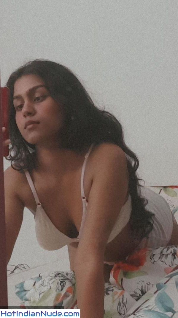 Desi Slim Girl Nude Babes Of India