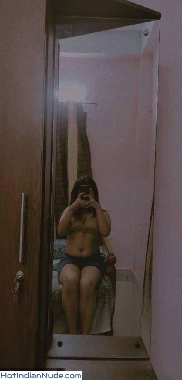 Desi Title Chuchi Hot Pics Sexy Nude