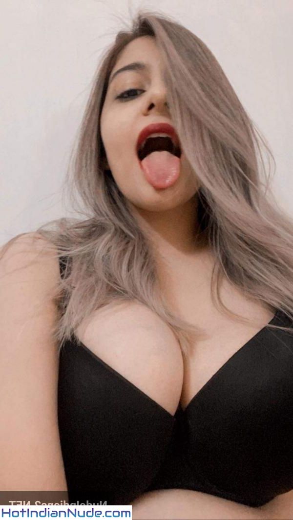 Dilli Ki Hot Hot Indian Girl Nude Pics