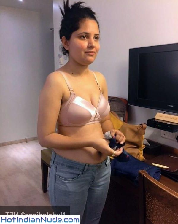 Dilli Ki Ladki Nangi Bur Ki Photo
