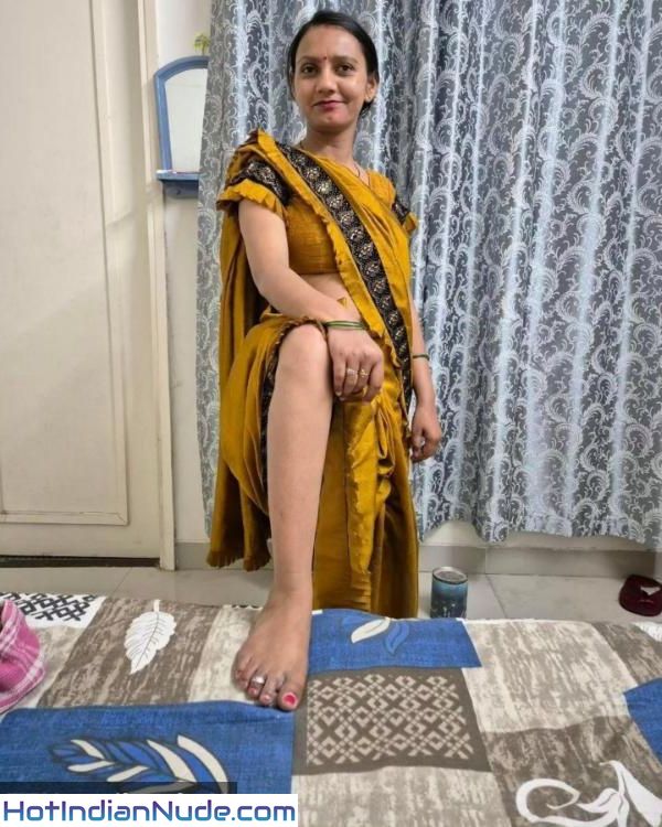 Gujju Bhabhi Nangi Sexy Nude Self Shot