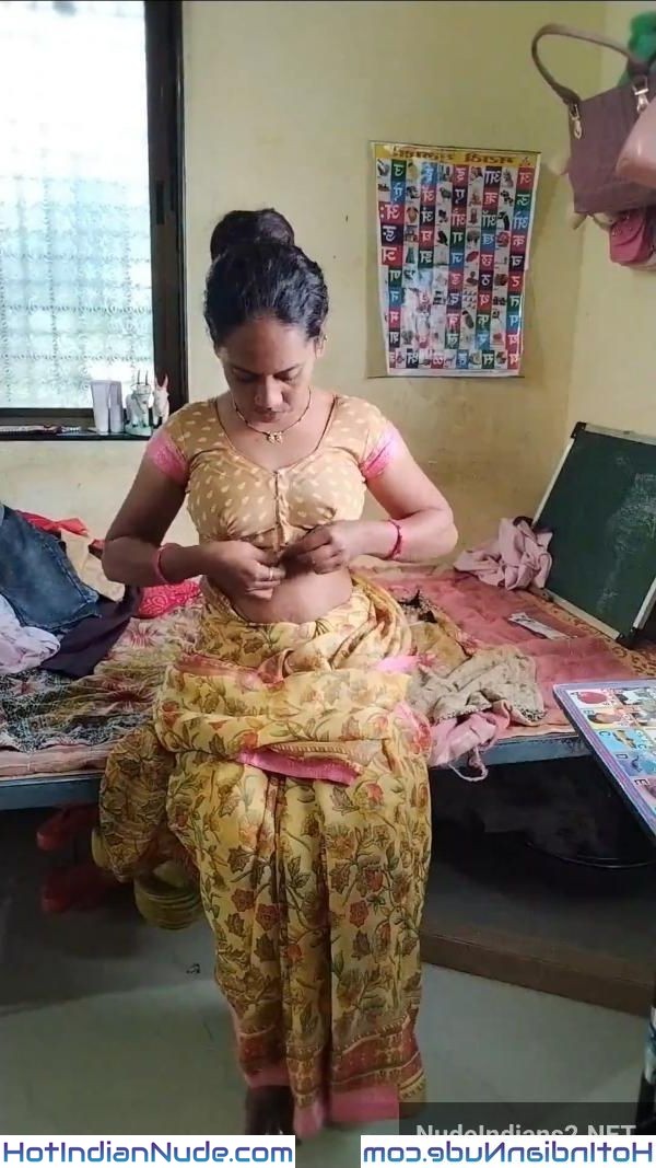 Horny Marathi Aunty Naked Mirror Selfie