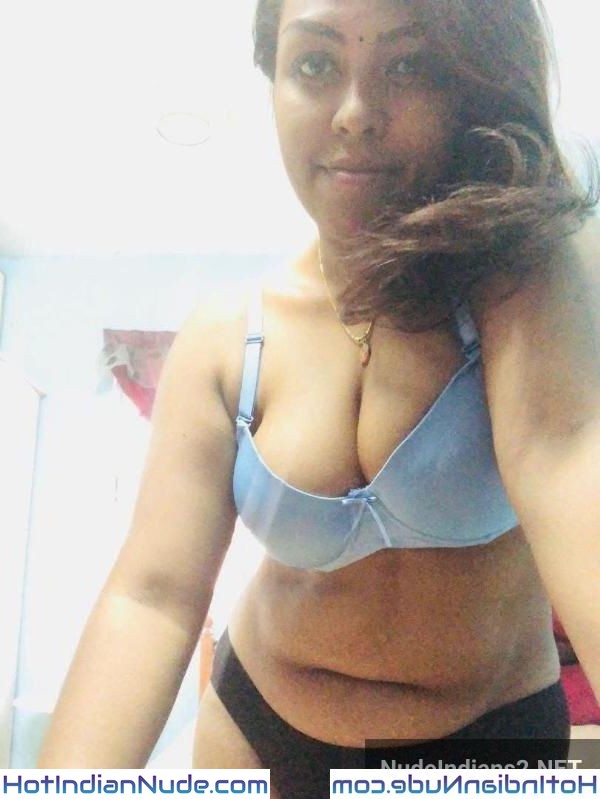 Kochi Bhabhi Bra Chuchi Panty Chut Pictures Share Kari Office Boss Se