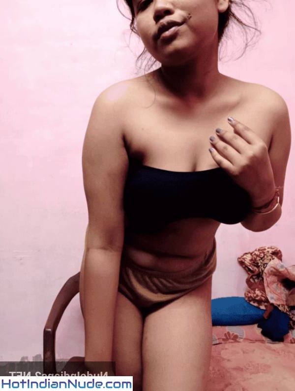 Kolkata Bengali Bhabi Hot Sexy Desi Housewife Nude Collection Album