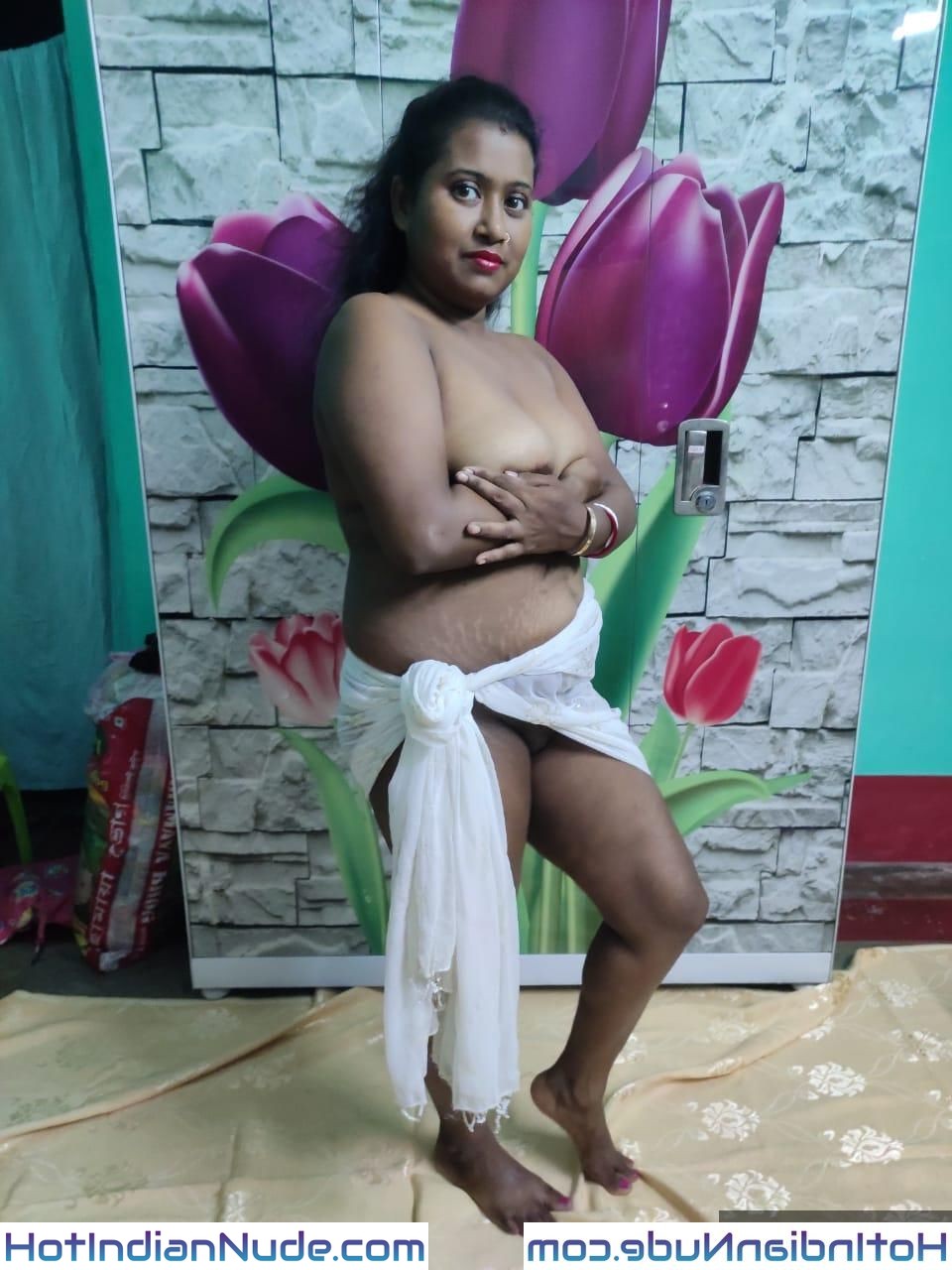 Kolkata sexy Bengali aunti xxx photos in sexy outfits - XXX
