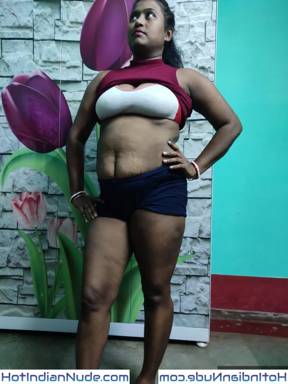 Kolkata sexy Bengali aunti xxx photos in sexy outfits - XXX