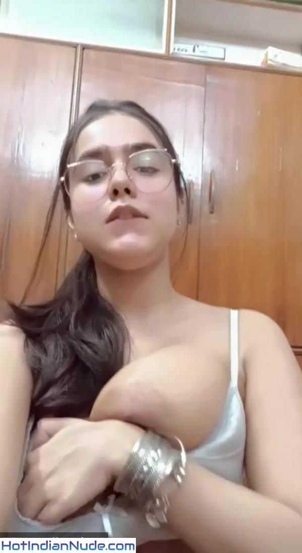 Indian hot pussi