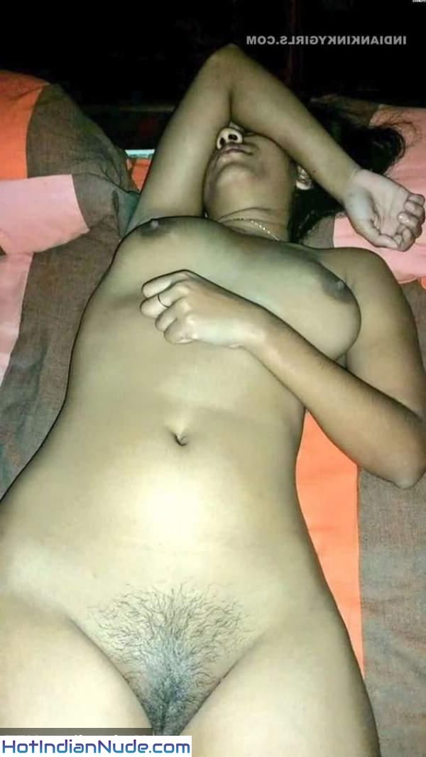 Malayali Nangi Bhabhi Nude Girlfriend Photos