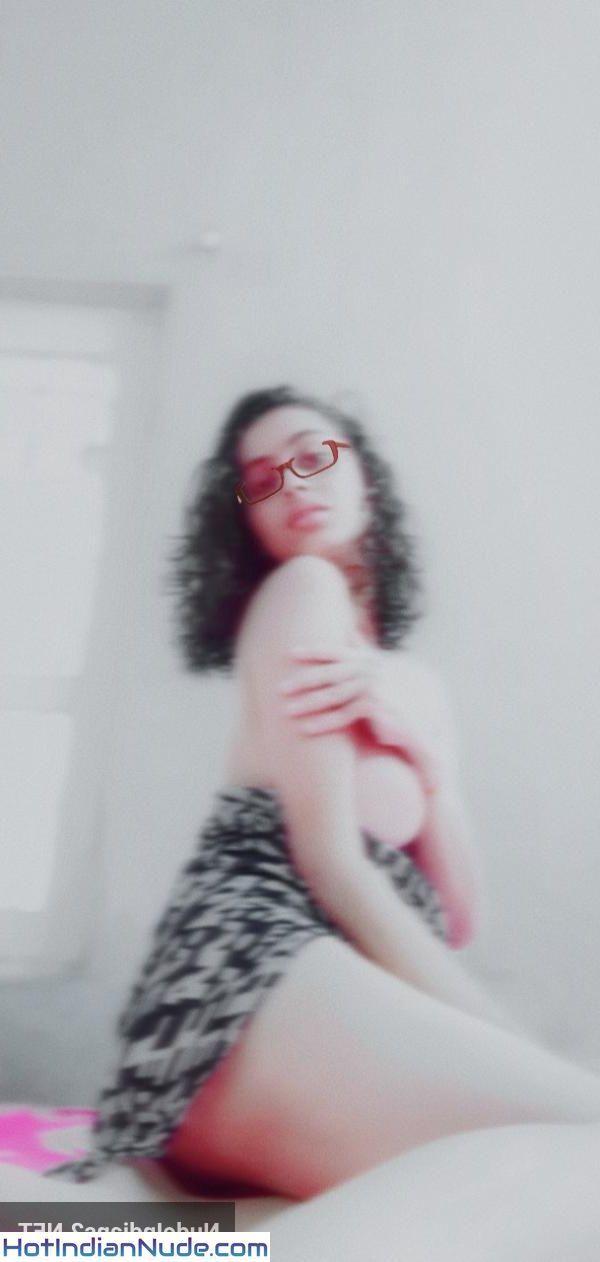 Malayali Nangi Ladki Milf Tits Selfie
