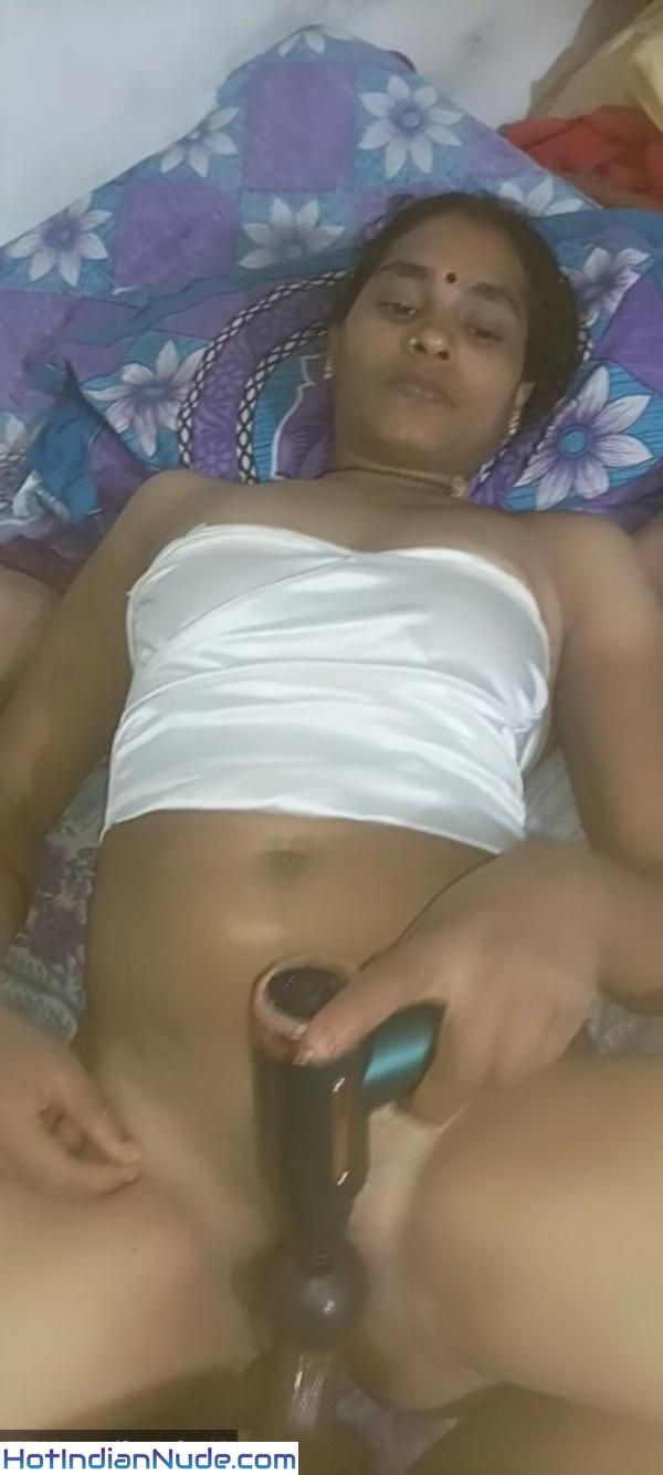 Mallu Bhabhi Ki Beautiful Nude Women Free Pics