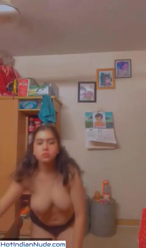 Mallu Chut Chichi Nude Indian Village