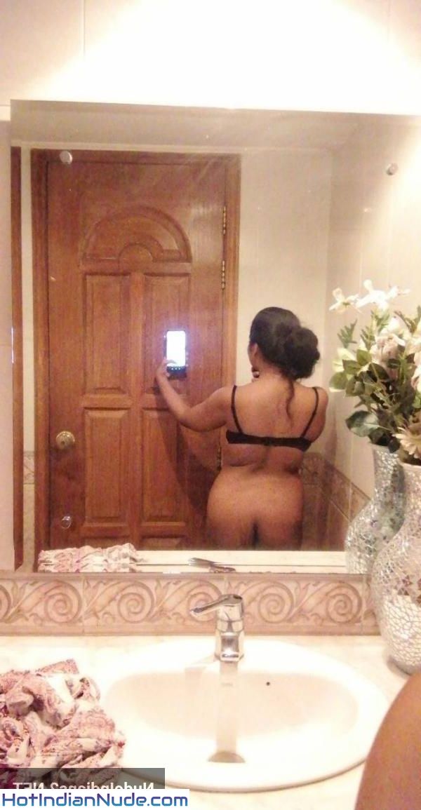 Mallu Girl Duniya Desi Indian Sex Photos