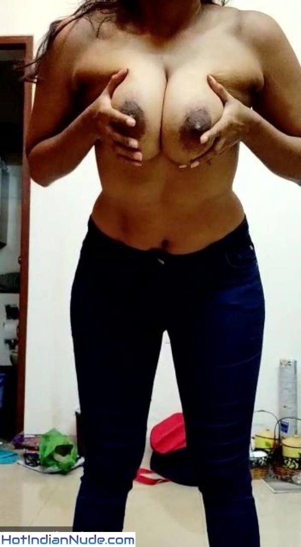 Nude images of sunny leone