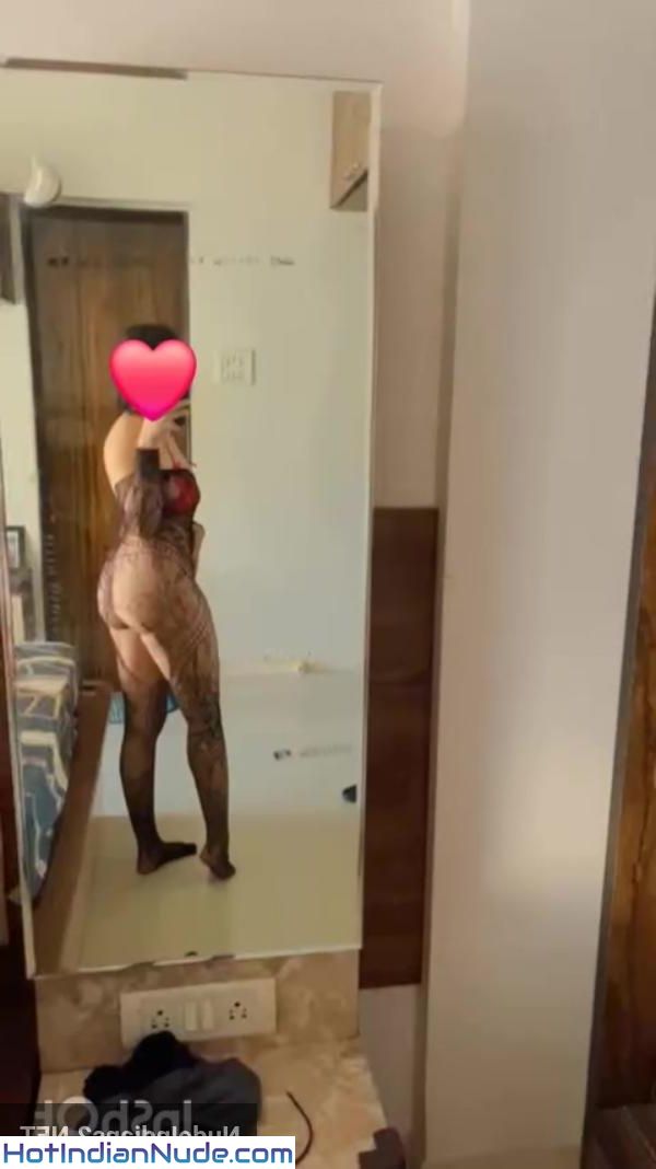 Mera Dost Bhai Nude Housewife Selfies