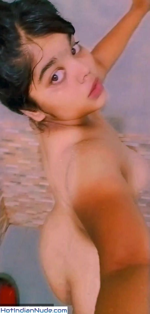 Real nude selfies