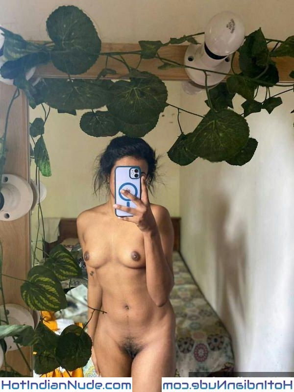 Meri Kerala Nangi Leaked Nude Selfies
