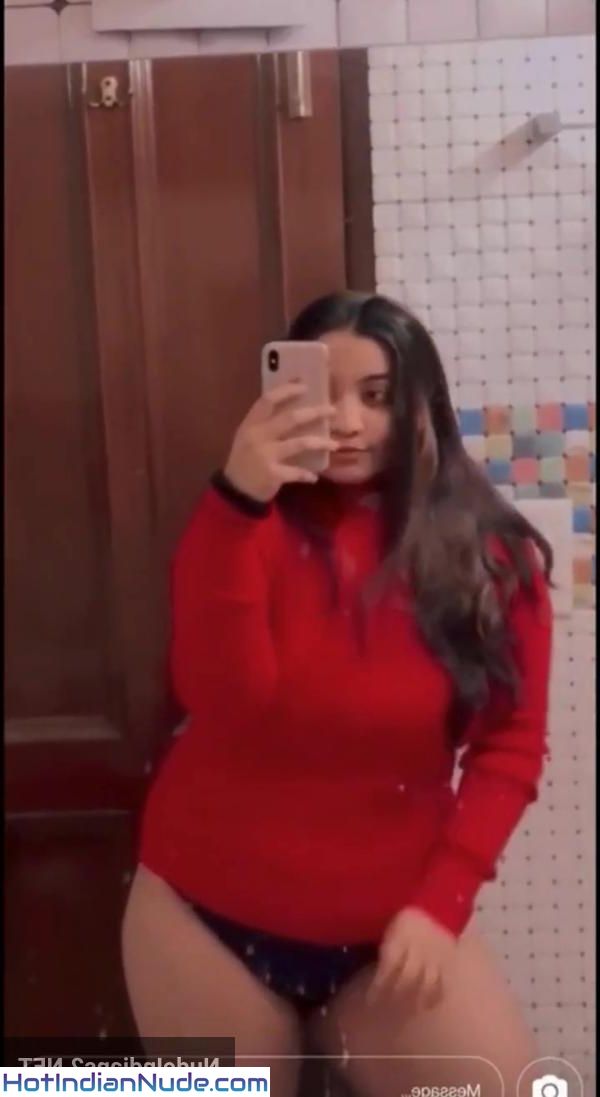 Moti Desi Ladki Nude Teen Selfies