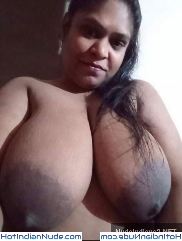 Moti Indian Aunty Desi Bhabi Nangi Photo