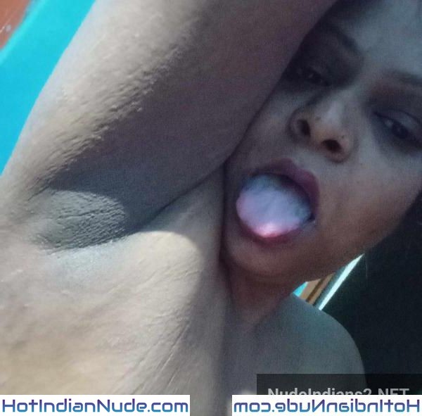 Moti Indian Aunty Desi Nangi Photos