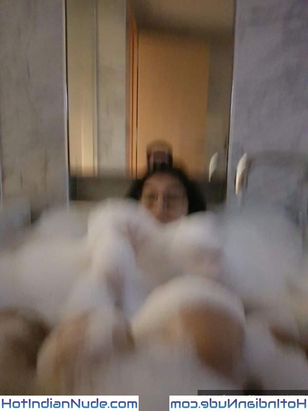Mujhe Natasha Ke Nude Aunty Sex