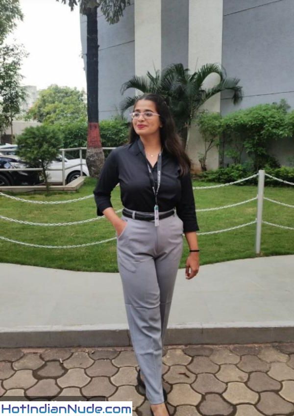 Mumbai Girl Badi Indian Swx