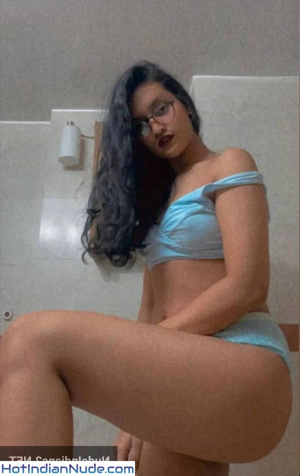 Mumbai Ladki Nangi Leaked Porn Pictures