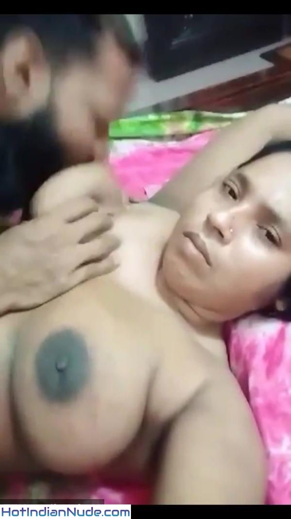 Mumbai Muslim Bhabhi Boob Porn Photo