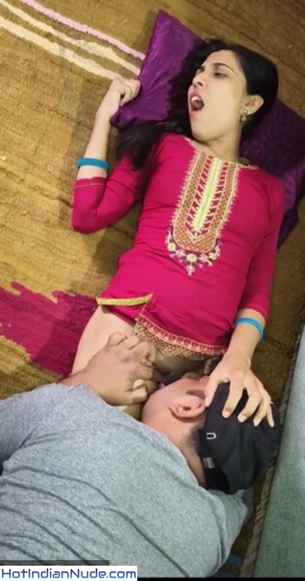 Muslim Bhabhi Ki Garam Devar Masti - Sex Pics Indian